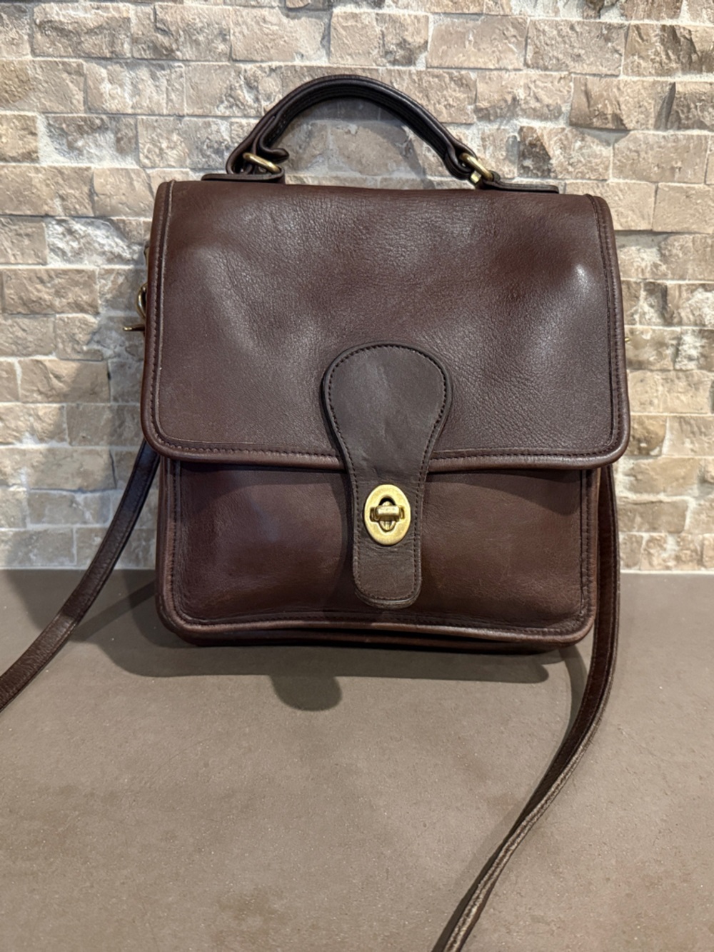 Coach 5130 Brown Leather Shoulder Bag with Hang Tag - Picture 9 of 10